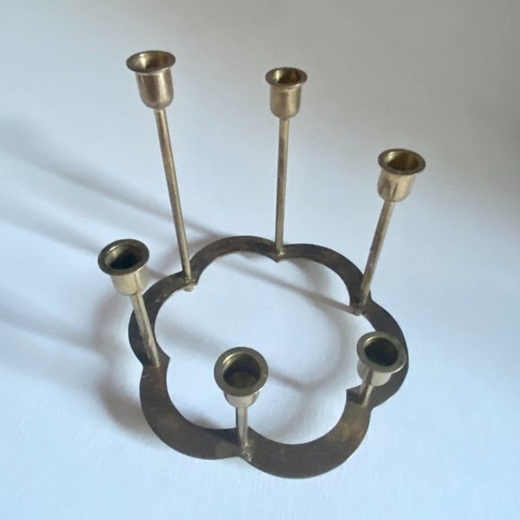 Large Vintage Brass Tabletop Candelabra Candlestick Holder | Holds 6 Candles - Picture 4 of 8